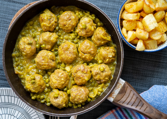 Albóndigas de pollo y chía en salsa verde 