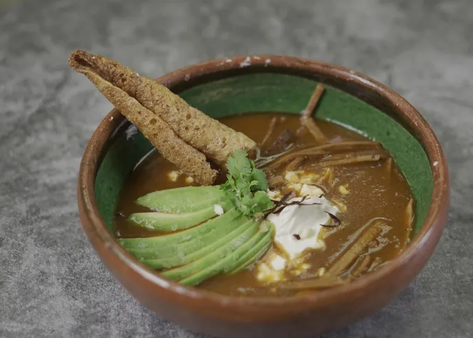 Sopa azteca