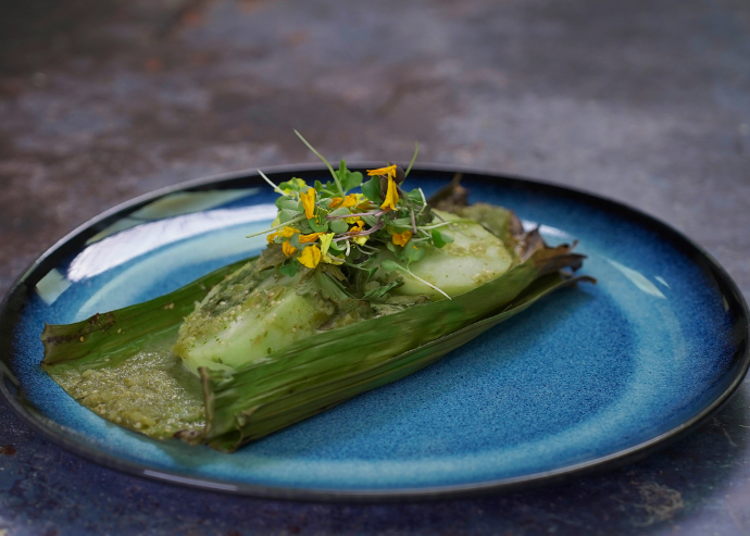 Mixiote de pescado en salsa verde