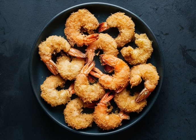 Camarones empanizados con salsa de mango